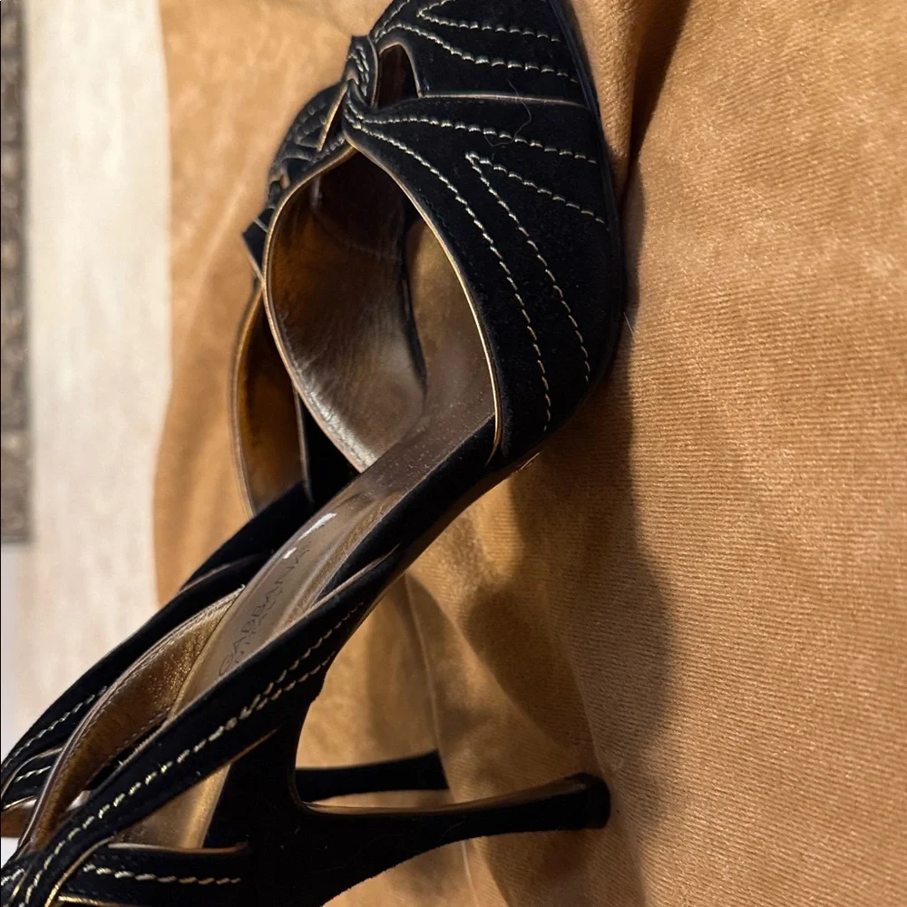 Dolce & Gabbana Black and Gold Women's Heels - Picture 6 of 7